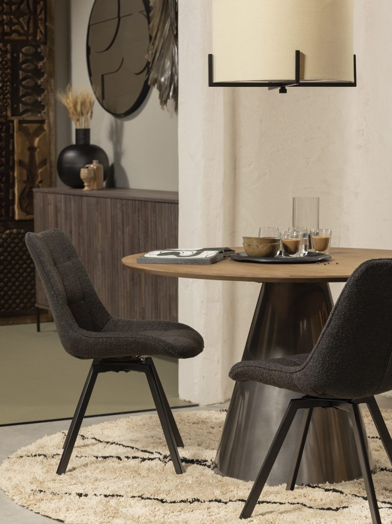 BLAGAVAONSKI STOL Maggie 1