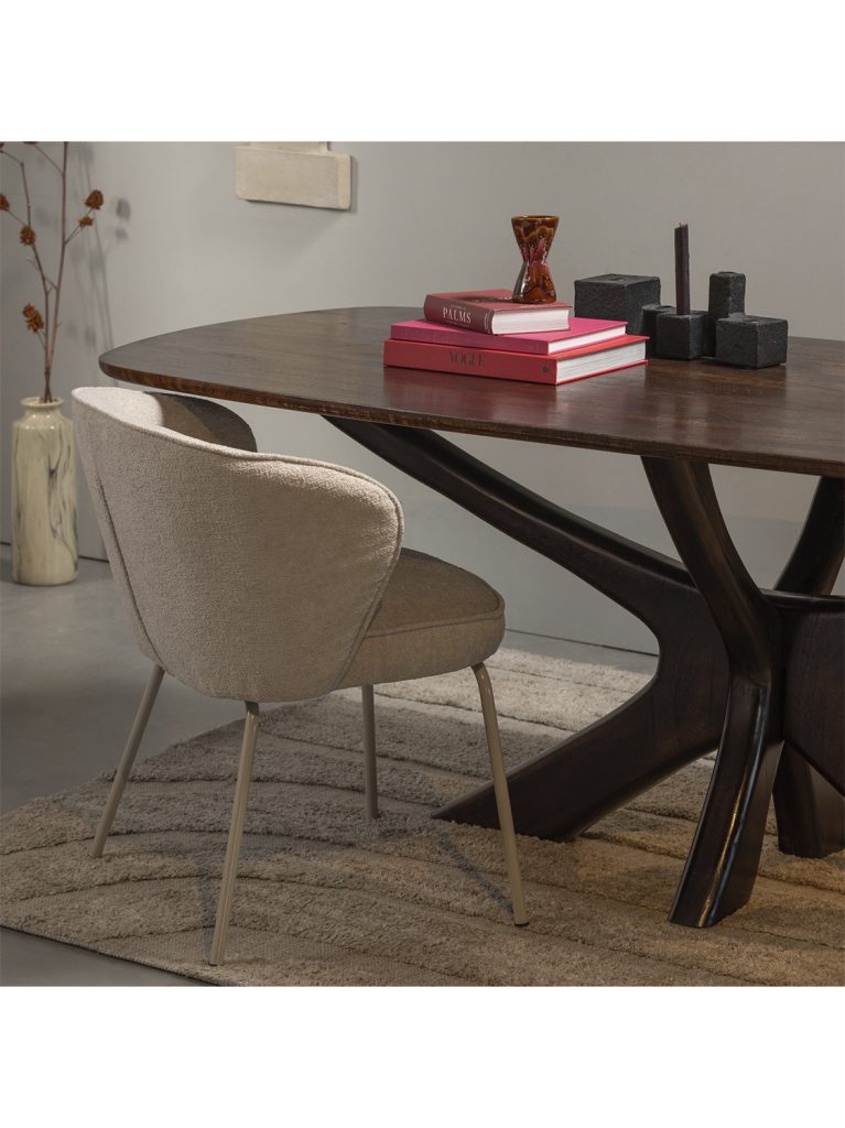 Blagovaonska stolica od vunenog pletenog šljunka 1