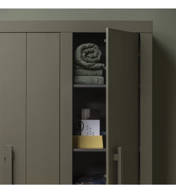 Bobby cabinet pine forest [fsc] 1