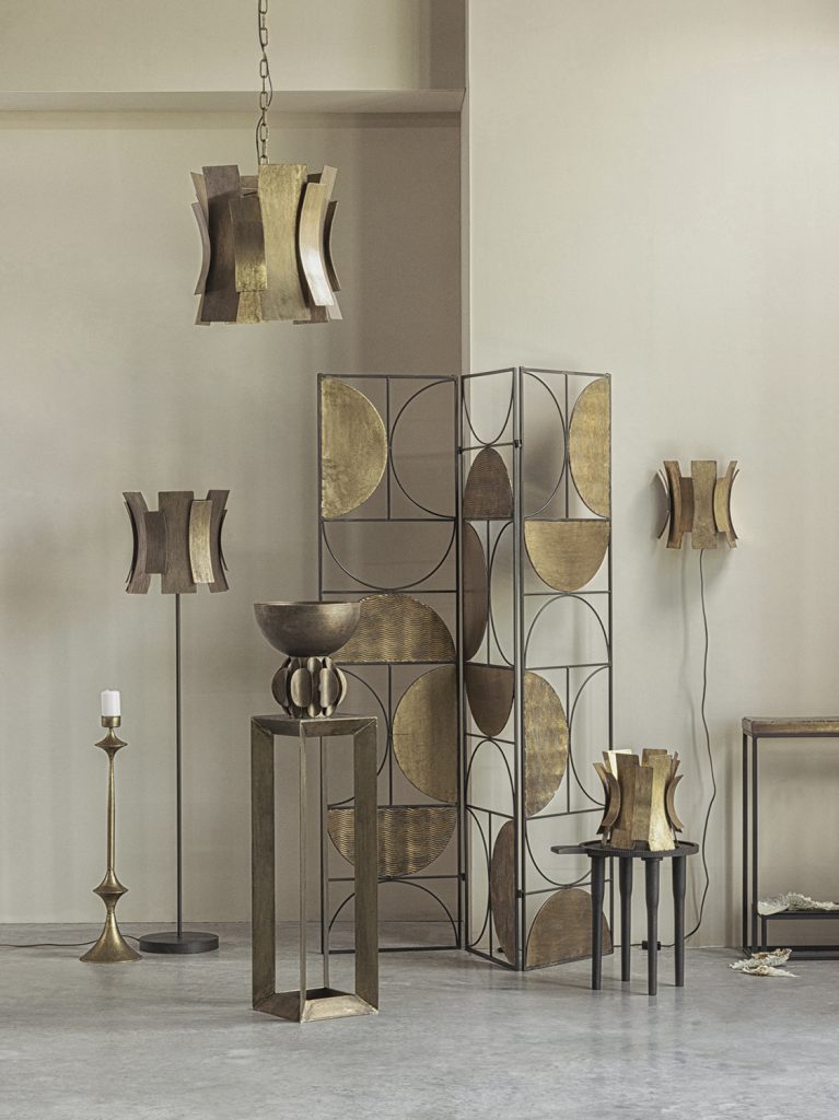 Course hanging lamp metal antique brass 1