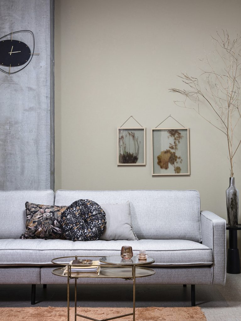 Preslatki pomoćni stolić metalni starinski mesing 2