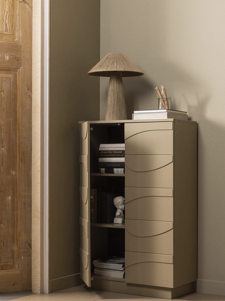 TEO CABINET PINE MUD 2