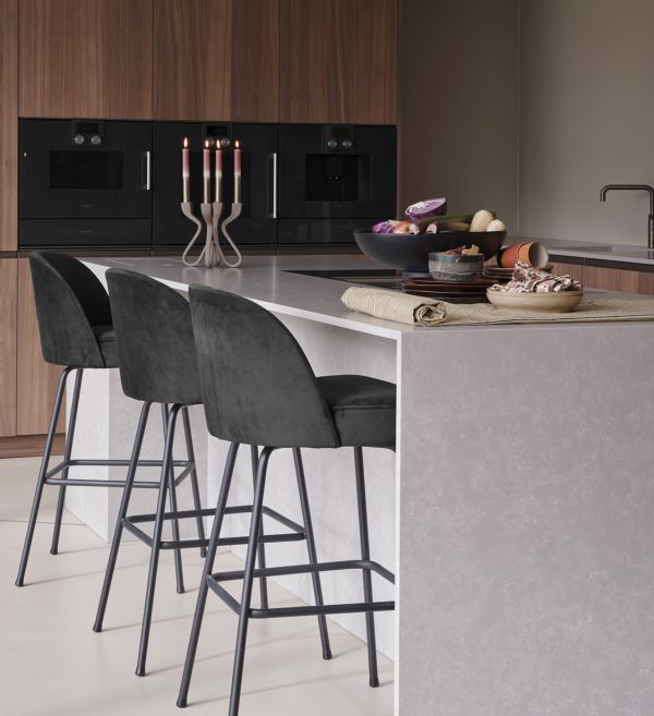 Vogue bar stool 80cm velvet black 1