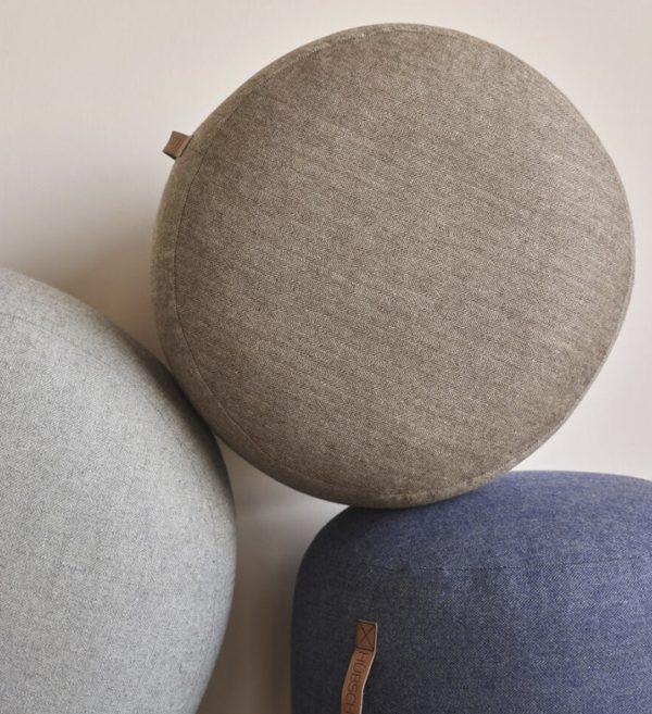 mochi pouffe O50 blue 1