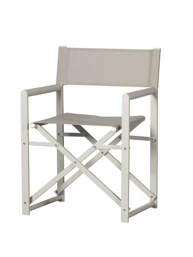 Director folding chair dust