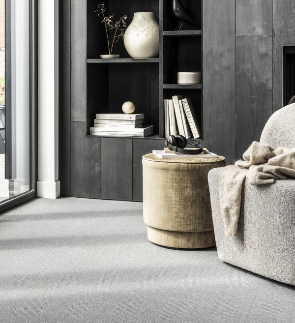 Pearl pouf clouded velvet champagne 2