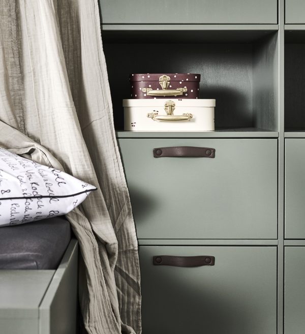 Stage cabinet pine soap 1