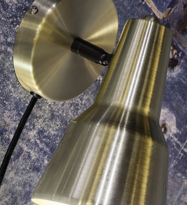 ZIDNA LAMPA Valencia, zlatna.1